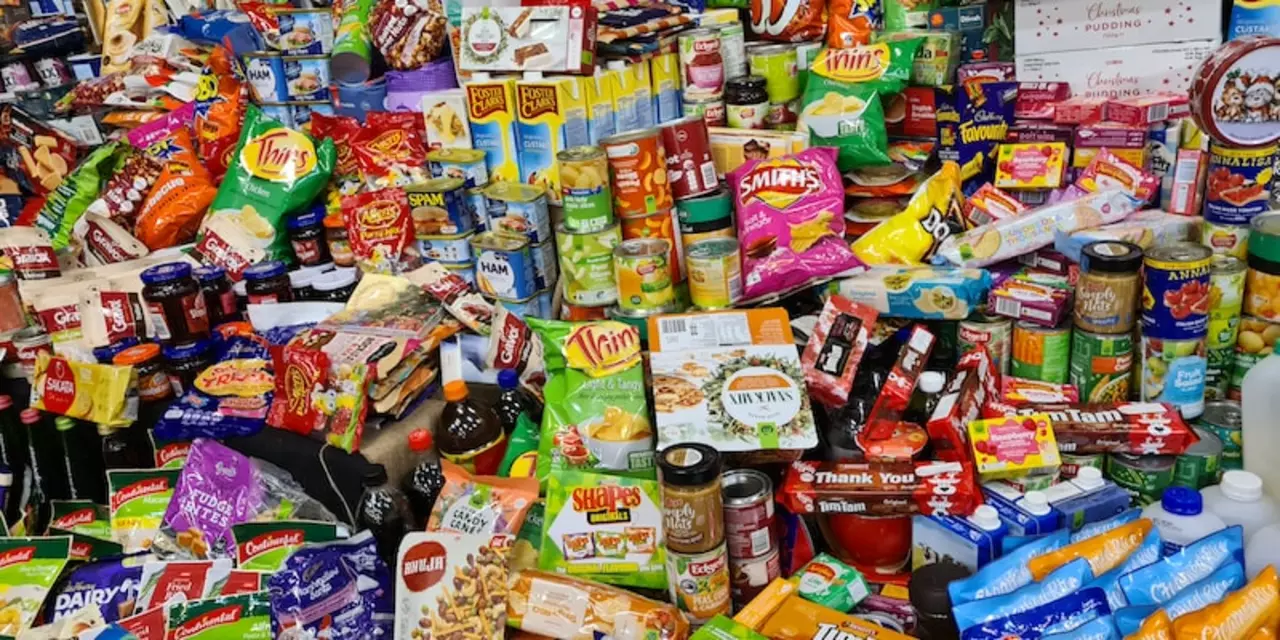 How to sell snacks on line in India?
